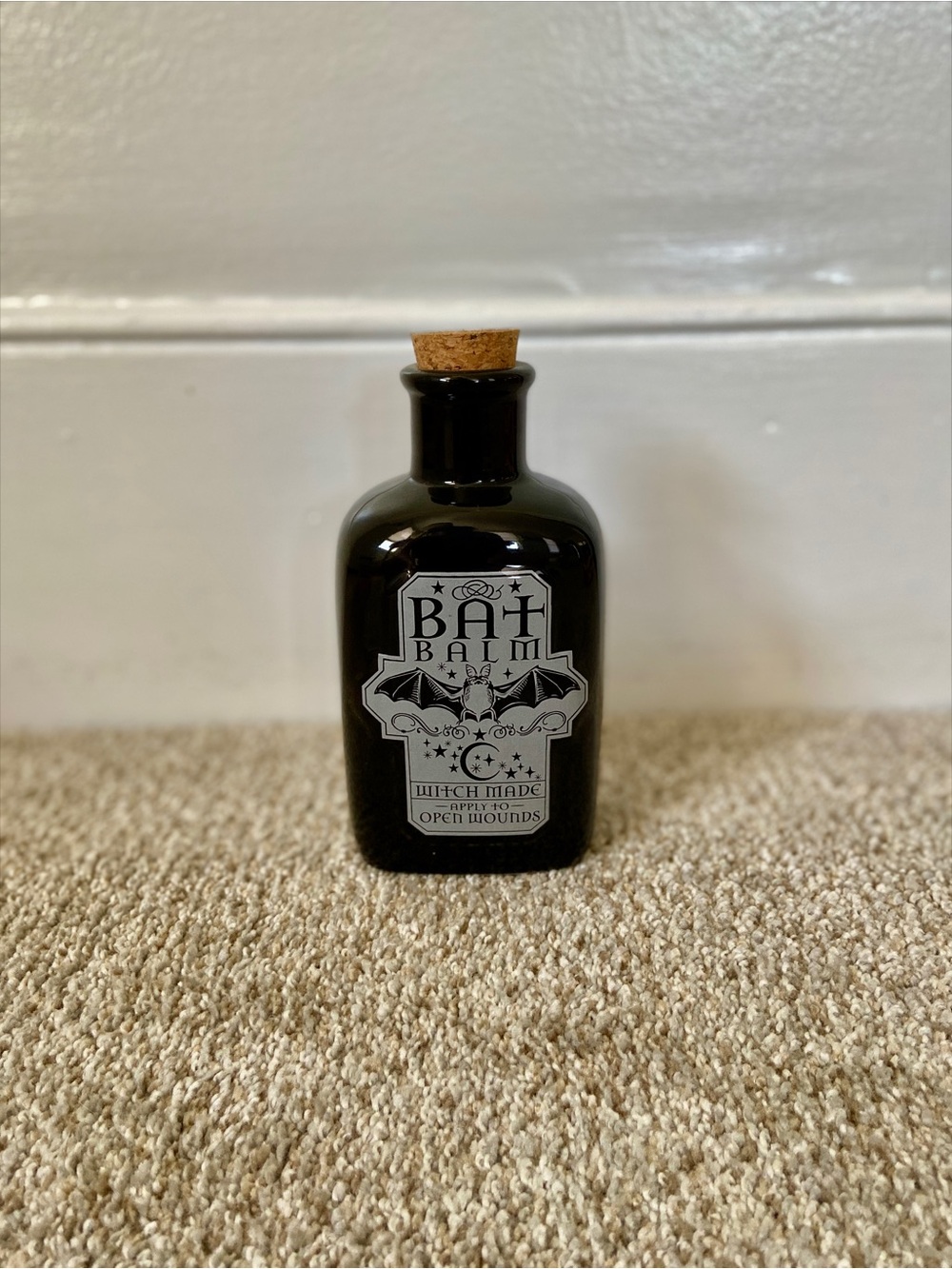 NWOT Bat Balm TJ Maxx Ceramic Potion Bottle Halloween Spooky Home Decor